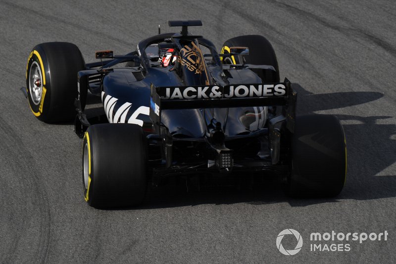 15. Кевин Магнуссен, Haas VF-19 – 1:17.565 (шины C5, 8-й день)