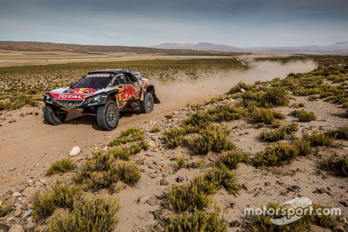 #303 Peugeot Sport Peugeot 3008 DKR: Carlos Sainz, Lucas Cruz
