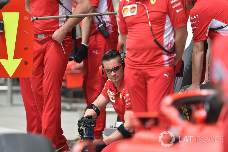 Essais d'arrêts au stand pour Ferrari