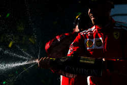 Переможець Себастьян Феттель, Ferrari, подіум