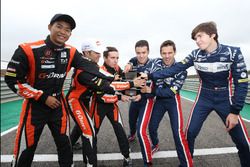 #22 G-Drive Racing, Oreca 07 - Gibson: Memo Rojas, Ryo Hirakawa, Leo Roussel, #32 United Autosports,