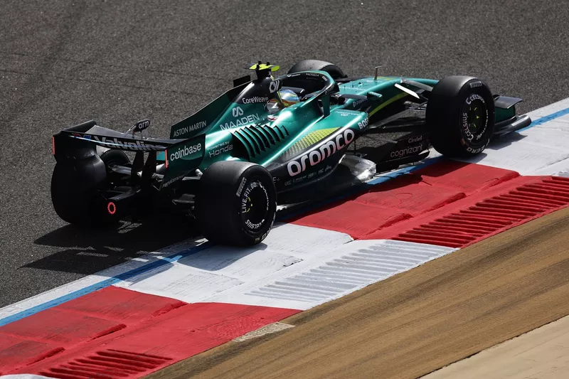Fernando Alonso, Aston Martin Racing
