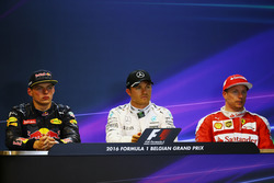 La conferenza stampa FIA post qualifiche (da sx adx): il secondo qualificato Max Verstappen, Red Bul