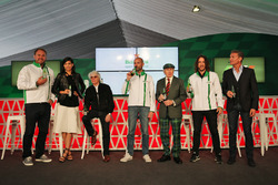 (L to R): Scott Quinnell, Former Rugby Player; Stephanie Sigman, Actress; Bernie Ecclestone, Heineke