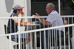 Carlos Sainz Jr., Scuderia Toro Rosso con Dr Helmut Marko, Red Bull Motorsport Consultor