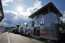 Motorhome: Sahara Force India F1