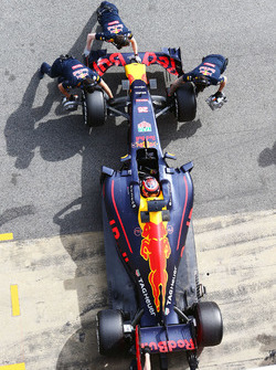 Daniil Kvyat, Red Bull Racing RB12