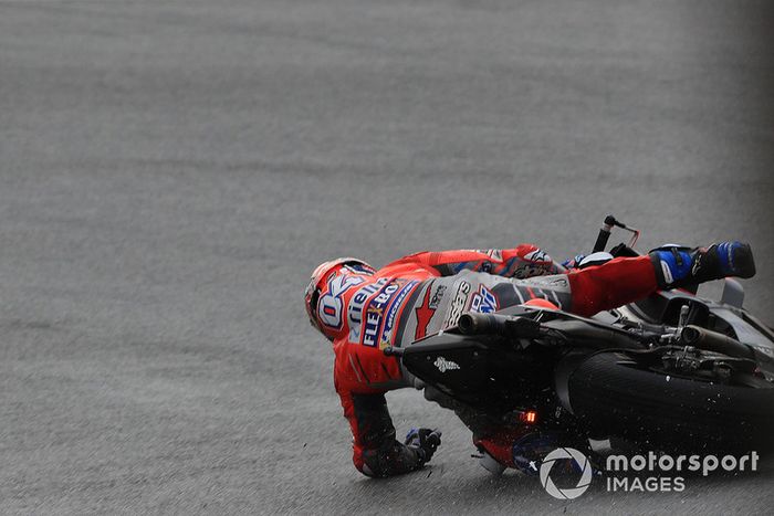 Andrea Dovizioso, Ducati, sufrió una caída el año pasado en la Q2 de Sepang