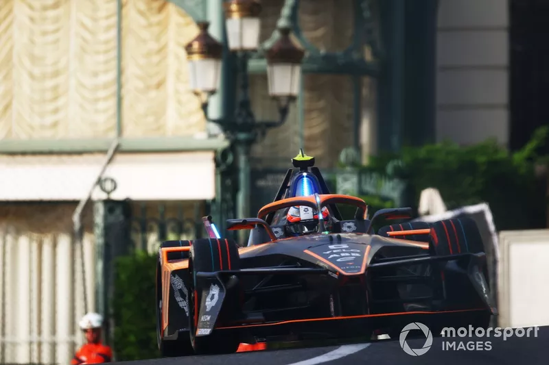 Taylor Barnard, équipe McLaren de Formule E