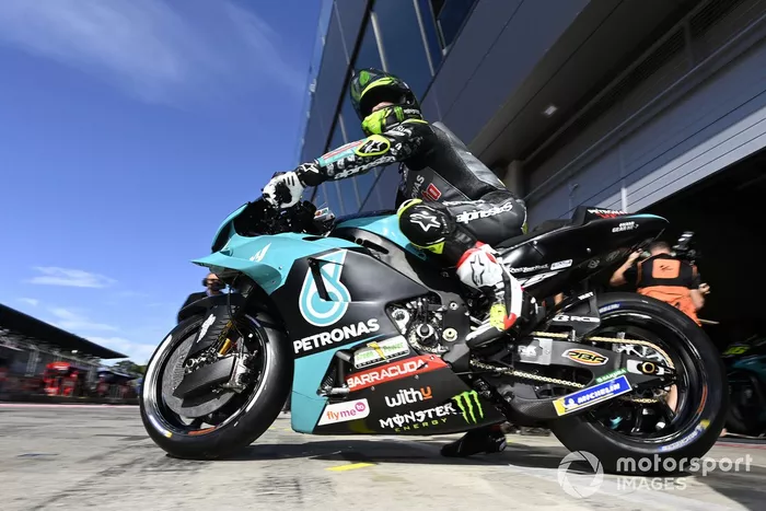 Cal Crutchlow, Petronas Yamaha SRT