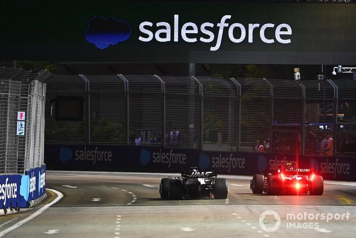 Yuki Tsunoda, AlphaTauri AT03, Kevin Magnussen, Haas VF-22