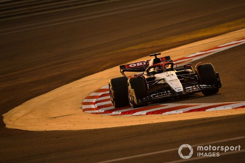 Nyck de Vries, AlfaTauri AT04