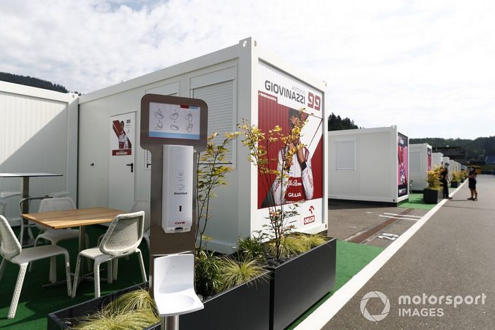 L' Hospitality Alfa Romeo Racing 