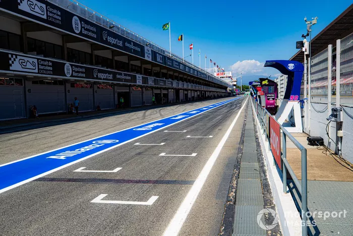 Pit Lane