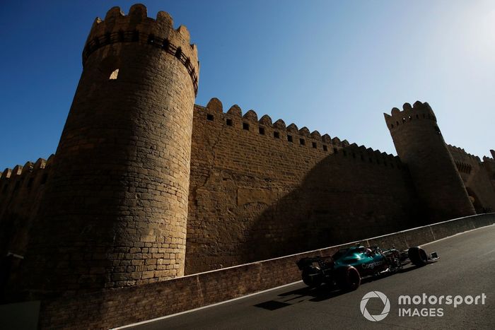 Sebastian Vettel, Aston Martin AMR21