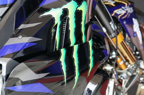 Lado de la moto para Alex Rins, Yamaha Factory Racing