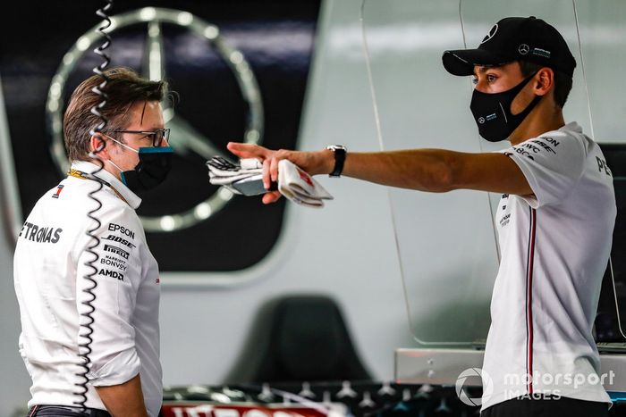 Peter Bonnington, Race Engineer, Mercedes AMG, and George Russell, Mercedes-AMG F1