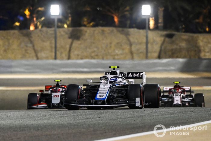 Nicholas Latifi, Williams FW43, Antonio Giovinazzi, Alfa Romeo Racing C39, Kevin Magnussen, Haas VF-20