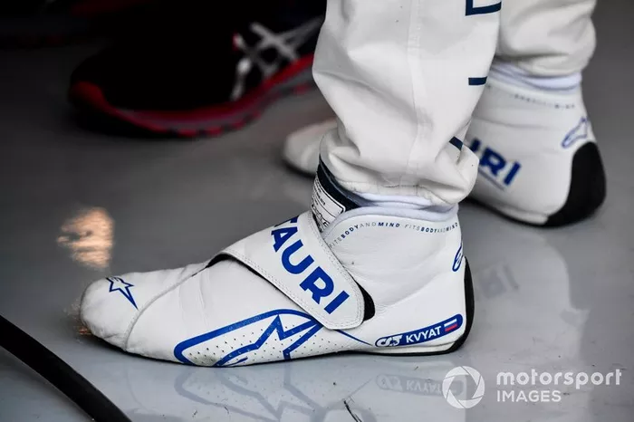 Botines de Daniil Kvyat, AlphaTauri 