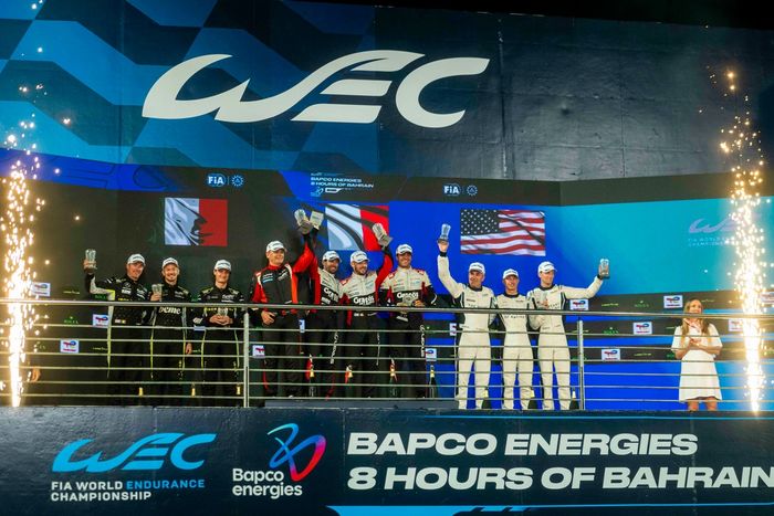 # 87 Akdois Asp Team Lexus RC F LMGT3: Петру Умбреску, Клеменс Шмид, Хосе Мария Лопес, # 61 Iron Lynx Mercedes-Amg LMGT3: Мартин Берри, Лин Ходенус, Максим Мартин, # 27 Heart of Racing Team Aston Marar Vantage amr lmgt3: Ян Джеймс, Закари Робишон, 