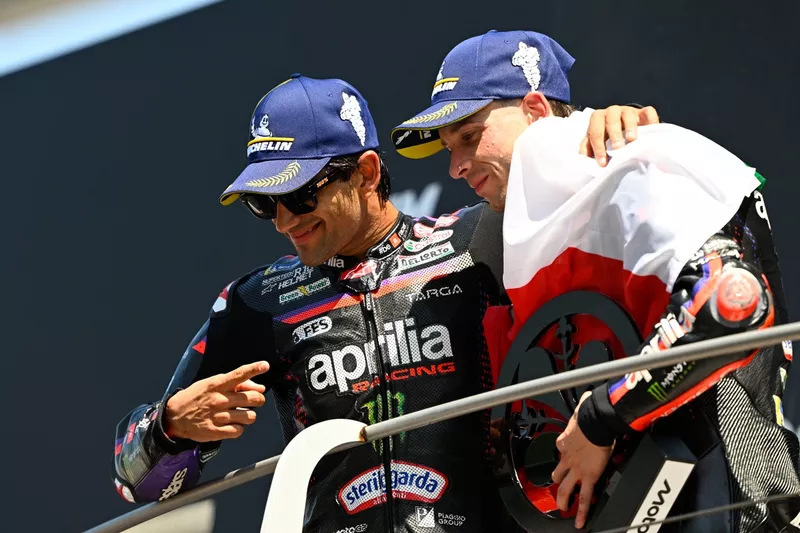 Jorge Martin, Aprilia Racing Team, Marco Bezzecchi, Aprilia Racing
