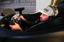 Fernando Alonso in the Honda Performance Development simulator