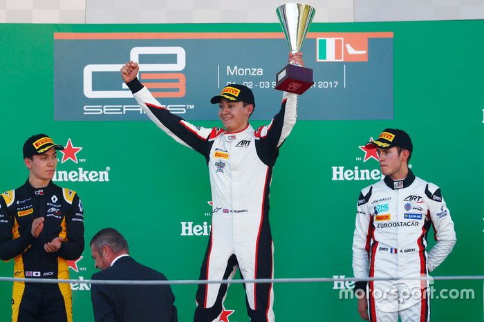 Podio: Jack Aitken, ART Grand Prix, George Russell, ART Grand Prix; Anthoine Hubert, ART Grand Prix