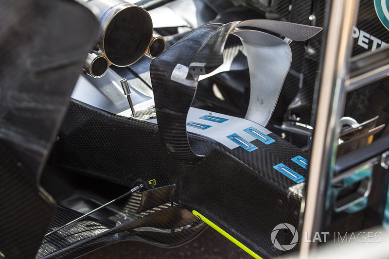 Mercedes-Benz F1 W08 Hybrid rear wing detail