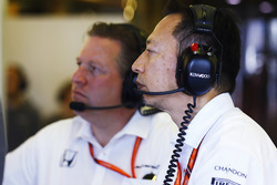 Yusuke Hasegawa, Senior Managing Officer, Honda, Zak Brown, Executive Director, McLaren Technology G