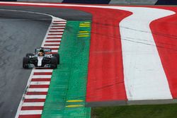 Lewis Hamilton, Mercedes AMG F1 W08