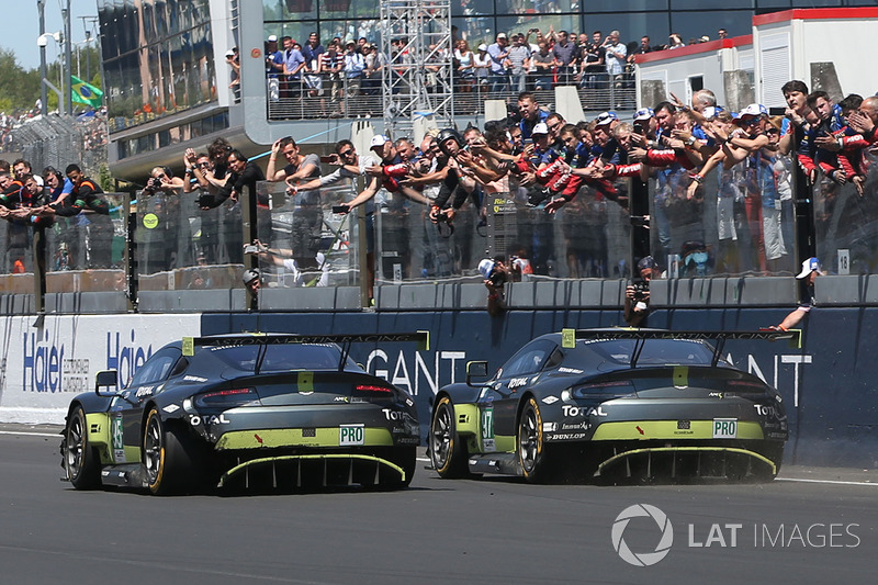 GTE-Pro-Sieg für #97 Aston Martin Racing Aston Martin Vantage: Darren Turner, Jonny Adam, Daniel Serra