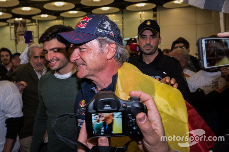 Carlos Sainz, Peugeot Sport with son Carlos Sainz Jr.