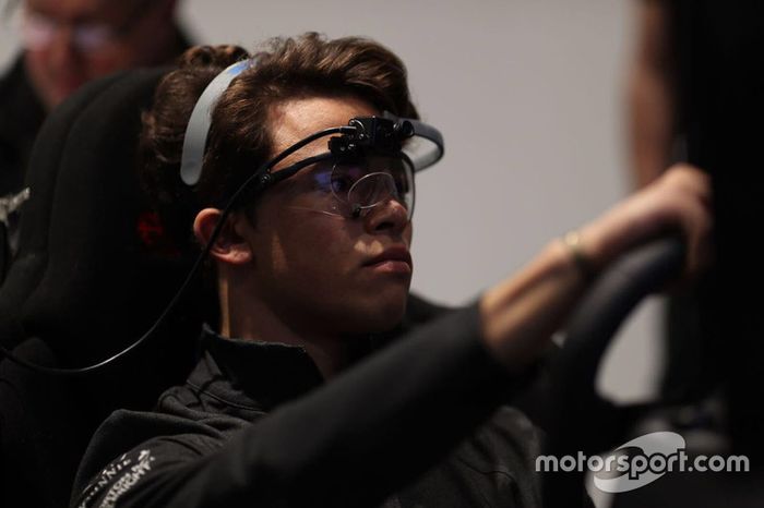 Un participante del McLaren World's Fastest Gamer
