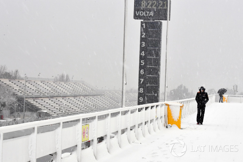 Snow stops testing