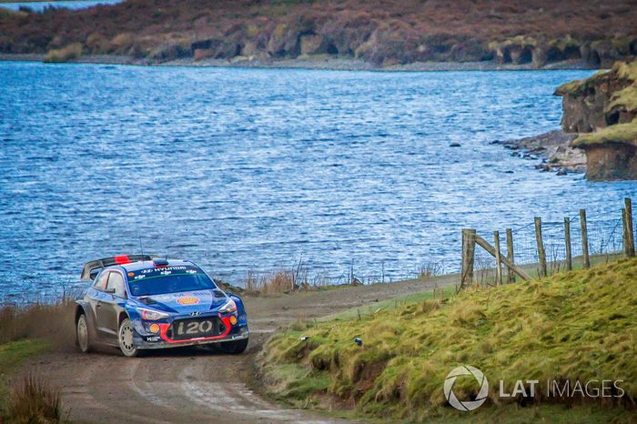 Thierry Neuville, Nicolas Gilsoul, Hyundai i20 WRC, Hyundai Motorsport