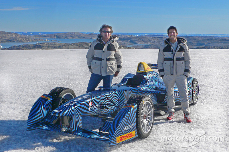 Lucas di Grassi mit Alejandro Agag, Formel-E-Boss, in der Arktis