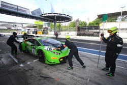 #19 GRT Grasser Racing Team, Lamborghini Huracan GT3: Luca Stolz, Michele Beretta, Andrea Piccini