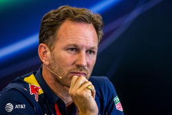Christian Horner, director de Red Bull Racing Team Principal en la Conferencia de prensa FIA