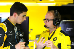 Эстебан Окон, третий пилот Renault Sport F1 Team