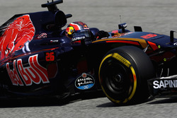 Данііл Квят, Scuderia Toro Rosso STR11