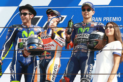 Друге місце Валентино Россі, Yamaha Factory Racing, переможець гонки Дані Педроса, Repsol Honda Team