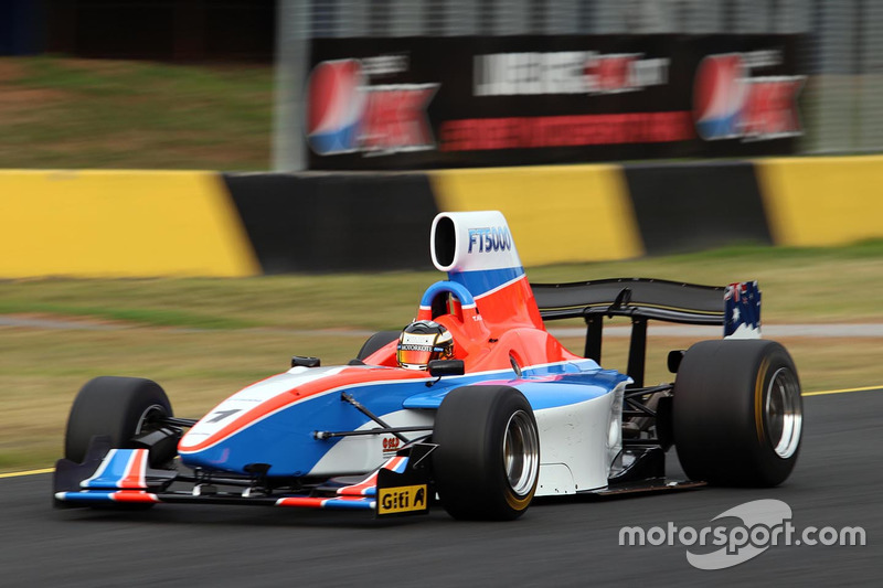 Tim Macrow prova la Formula Thunder 5000