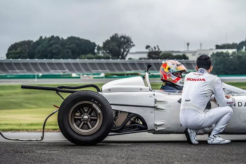 Max Verstappen, Honda RA272 with Takuma Sato