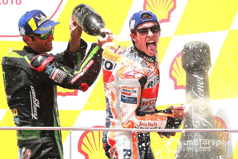 Подіум: переможець гонки Марк Маркес, Repsol Honda Team, третє місце Жоанн Зарко, Monster Yamaha Tech 3