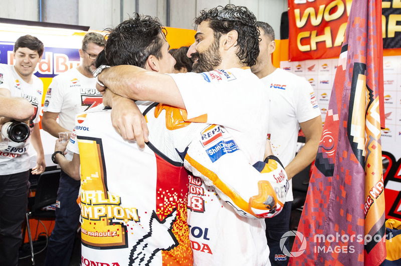 Champion Marc Marquez, Repsol Honda Team celebrates with his team