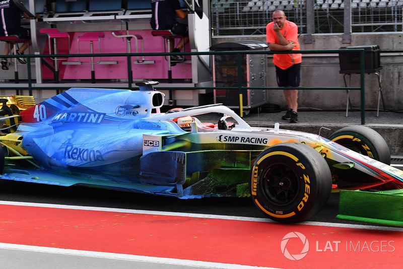 Robert Kubica, Williams FW41, con parafina en su coche