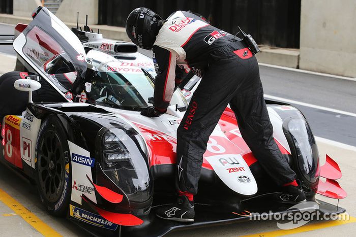 #8 Toyota Gazoo Racing Toyota TS050: Sebastien Buemi, Kazuki Nakajima, Fernando Alonso