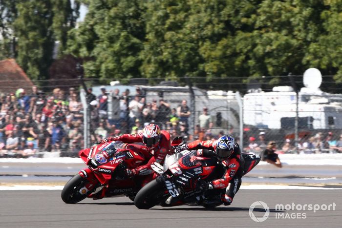 Maverick Viñales, Aprilia Racing Team