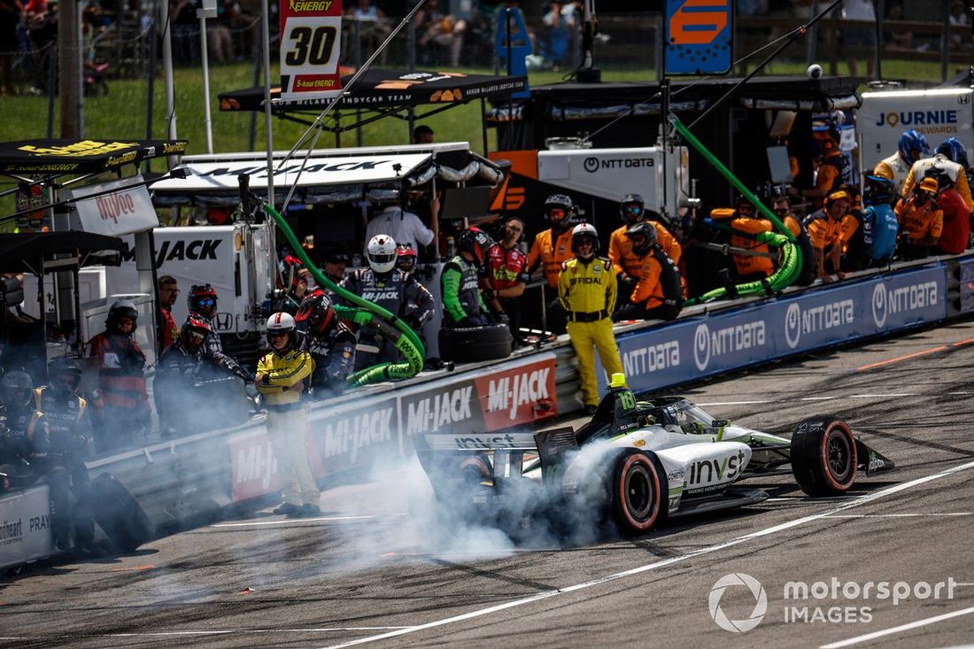 Jack Harvey, Dale Coyne Racing Honda, parada en boxes