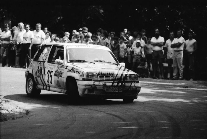 Romana Zrnec, Zdenka Dolgos, Renault 5 GT Turbo